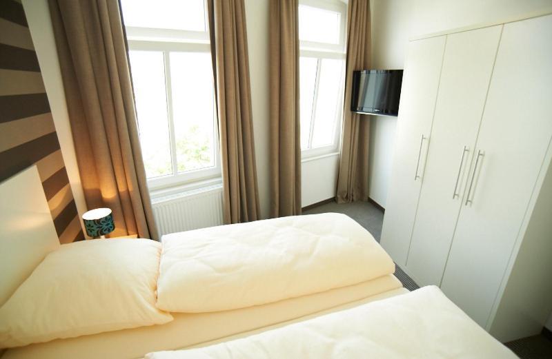 Apartment Eisberg 6 Mit Balkon *